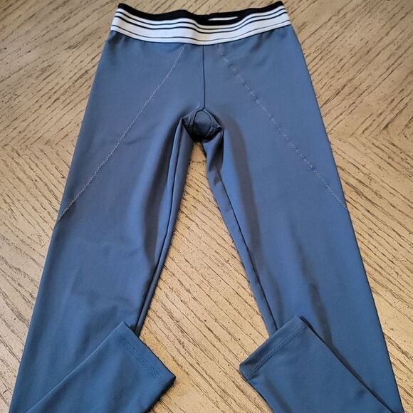 Olympia leggings size small NWOT - Picture 2 of 8